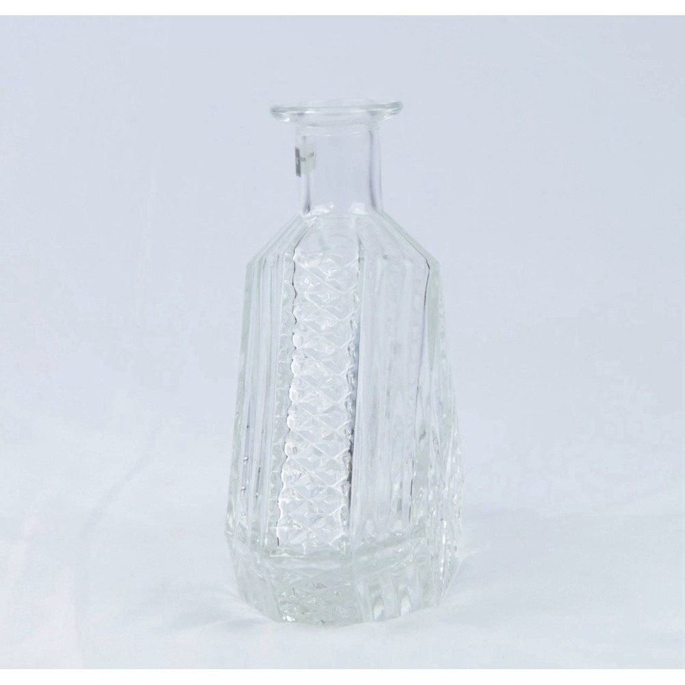 Godinger Dublin Crystal Whiskey Decanter – Diamond Cut , Faceted Stopper - Picture 3 of 5